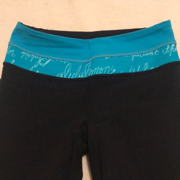 Lululemon reversible pants - Picture 3 of 4